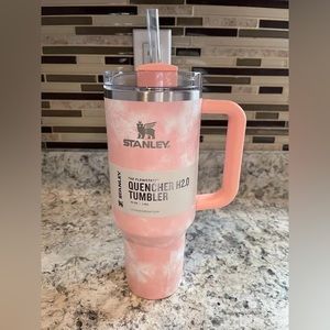 40oz Peach Tie Dye Stanley cup
